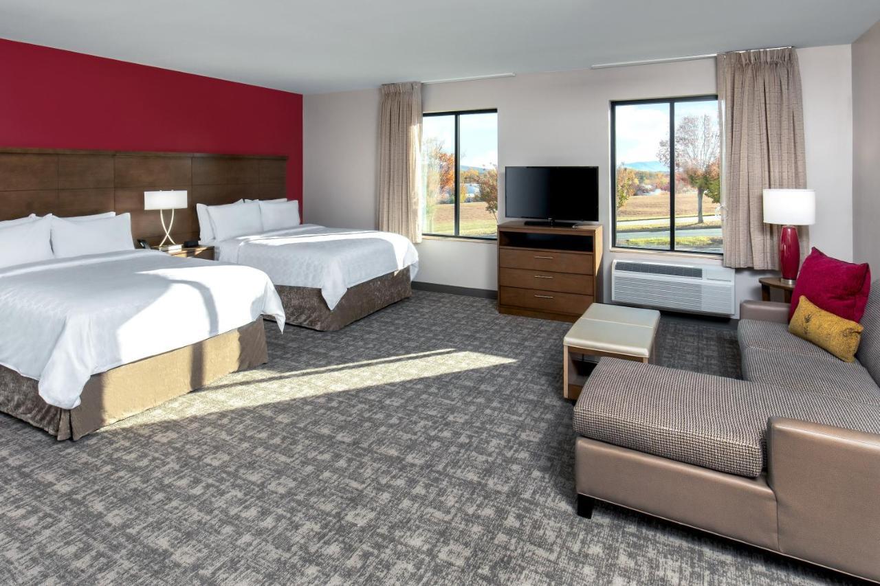 Staybridge Airport By Ihg Hotel
